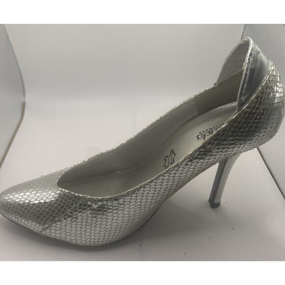 Vintage Frederick’s Of Hollywood Silver Stiletto Heels Size 8 - Picture 8 of 11